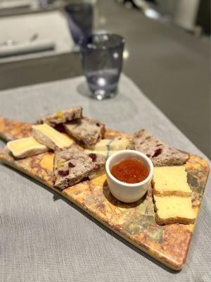 Cheese plate, walnut bread