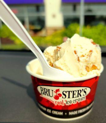 Brusters Real Ice Cream,  Butter Pecan