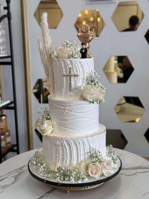 3 tier cake for communion