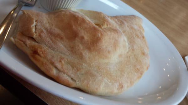 under 8 dollar, calzone.