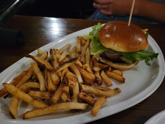 Bison burger with regular fries