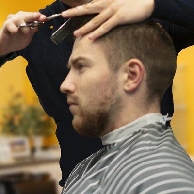 Centreville Crossing Barber Shop
 start your weekend off right at Haircut 
 cut by @jennifer ‍