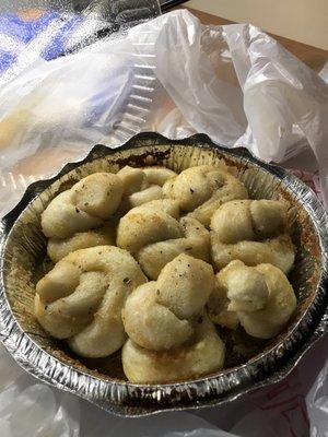 Delicious garlic knots. Very fresh