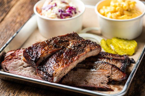 2 meat plate with ribs, brisket, coleslaw and Mac & cheese