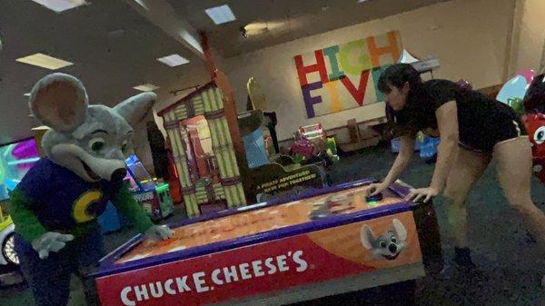 Air hockey with chuckee