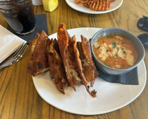 Grilled cheese and tomato bisque