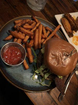 Picante Burger with sweet potatoes fries . Made on point, Medium. I love the charred meat flavor, means real grilled meat.