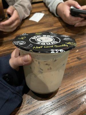 Black sesame milk tea w/ taro pudding