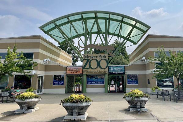 Zoo entrance