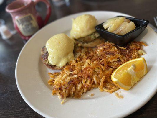 Crab cake eggs Benedict