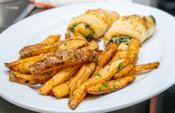 Mikonos Bronzino with side of Fries