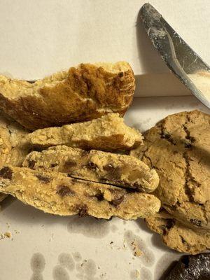 Snickerdoodle and chocolate chip cookies.