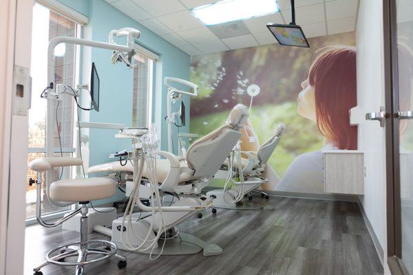 We offer same-day dentistry, CEREC single-visit crowns, digital X-rays, oral surgery, endodontics, routine exams, dental hygiene, and more.