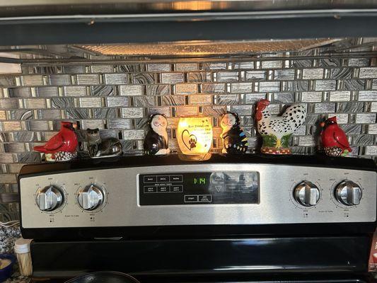 Backsplash over stove.