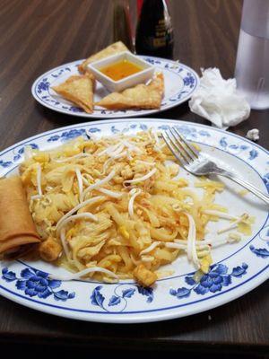 Eaten chicken pad thai and crab rangoons