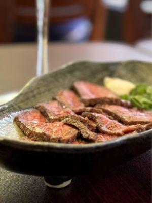 WAGYU BEEF TATAKI -