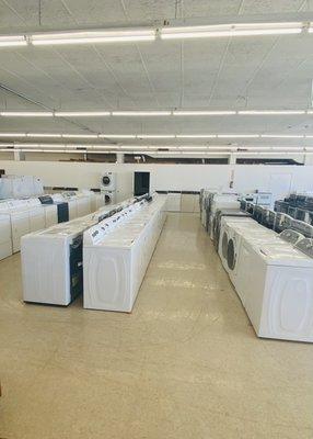 Wide selection of used washer and dryer sets. 45 day repair/replace warranty.