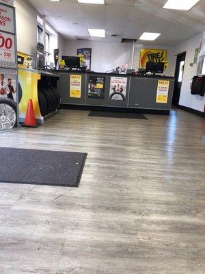 Waiting Area, getting my oil changed