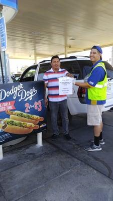 Always having a great time with customer's on sample day. Come get a Dodger Dog 2 for $3 and 99cent 32oz fountain drink.