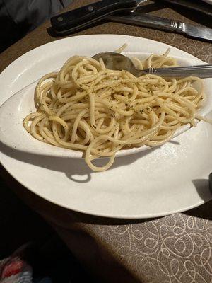 Butter garlic pasta