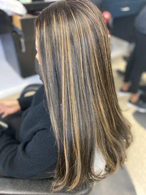 Virginia Sanchez - HDA Divina Dominican Hair Salon