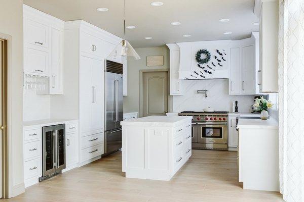 Our new kitchen, using StarMark cabinets.