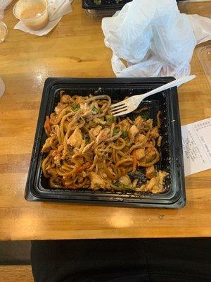 I got chicken, lo mein, carrots, onions, spicy mayo and hibachi. I ate a few bites before I took the picture, there was more food