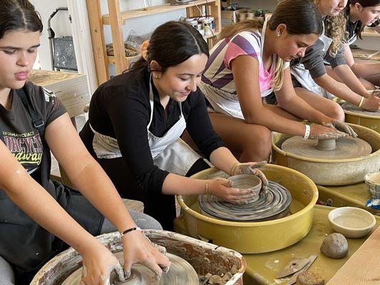 Birthday party at the pottery wheel