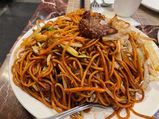 Beef chow mein