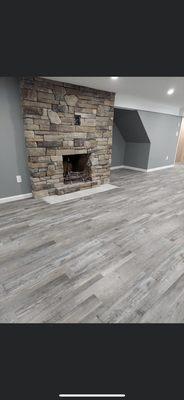 Vinyl flooring waterproof 100%