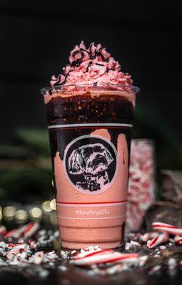 RED PEPPERMINT MACCHIATO!! Only available during winter.. get it while you can!