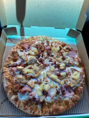 Medium Hawaiian Pizza: pineapples, ham, bacon, and chicken