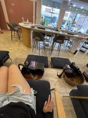 Pedicure station