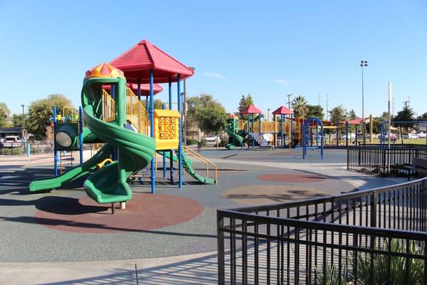 Barnes Park Playground