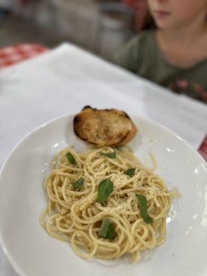 Aglio olio pasta