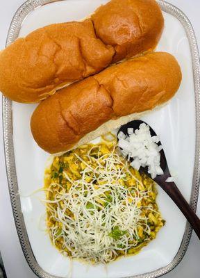 Egg Kheemo with Amul Cheese on top