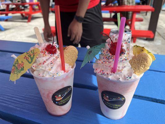 Piña Colada Smoothies with cookie, fresh fruit, and an ice cream pop!