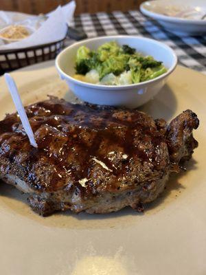 Ribeye steak and garlic veggies