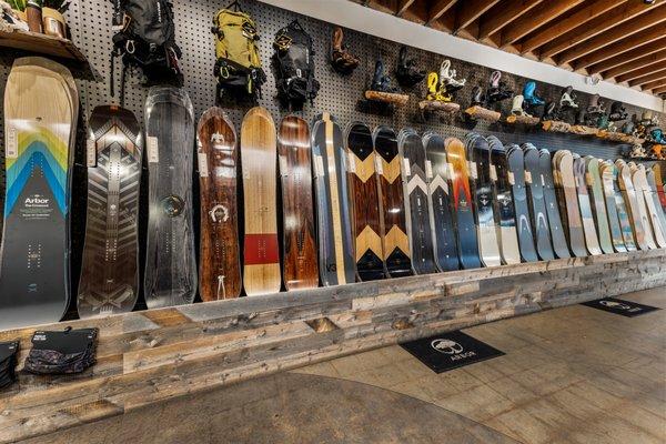 Arbor Snowboards.