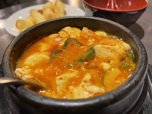 Soft tofu soup