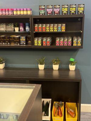 Markt. Cannabis Dispensary Weed Dispensary Los Angeles - Edibles on Display