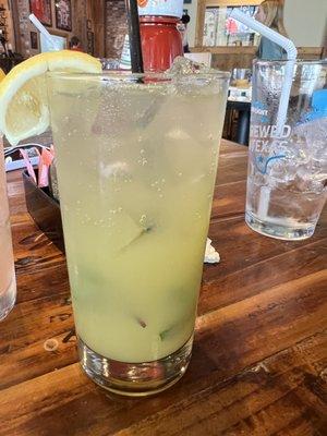 Pineapple mojito