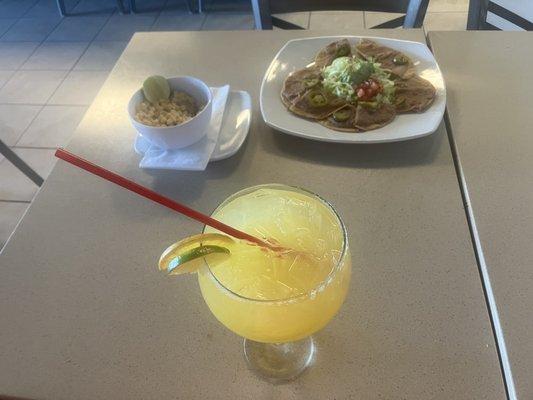 Signature Marilu Margarita And Border Nachos