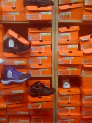 Wholly crap so many shoes!