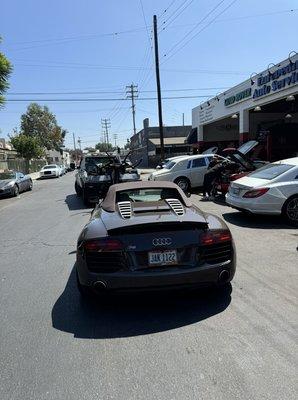 Audi R8 tow . Clutch went out.