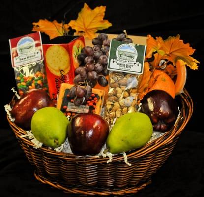 Thanksgiving Fruit & Cheese Sampler