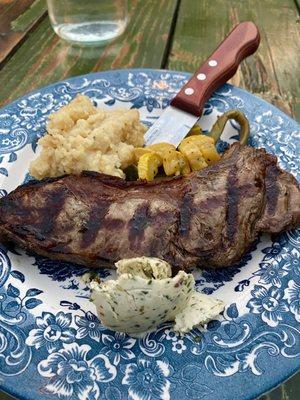 Steak and mashed cauliflower/potatoes