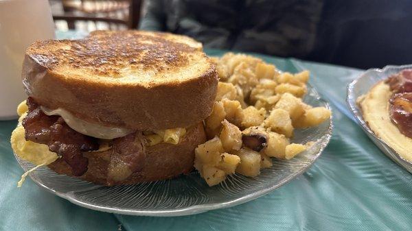 Breakfast Sandwich