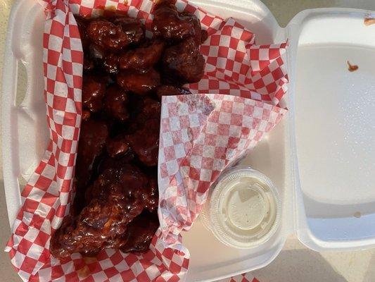 Boneless bbq wings