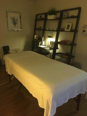 another picture of the treatment room!